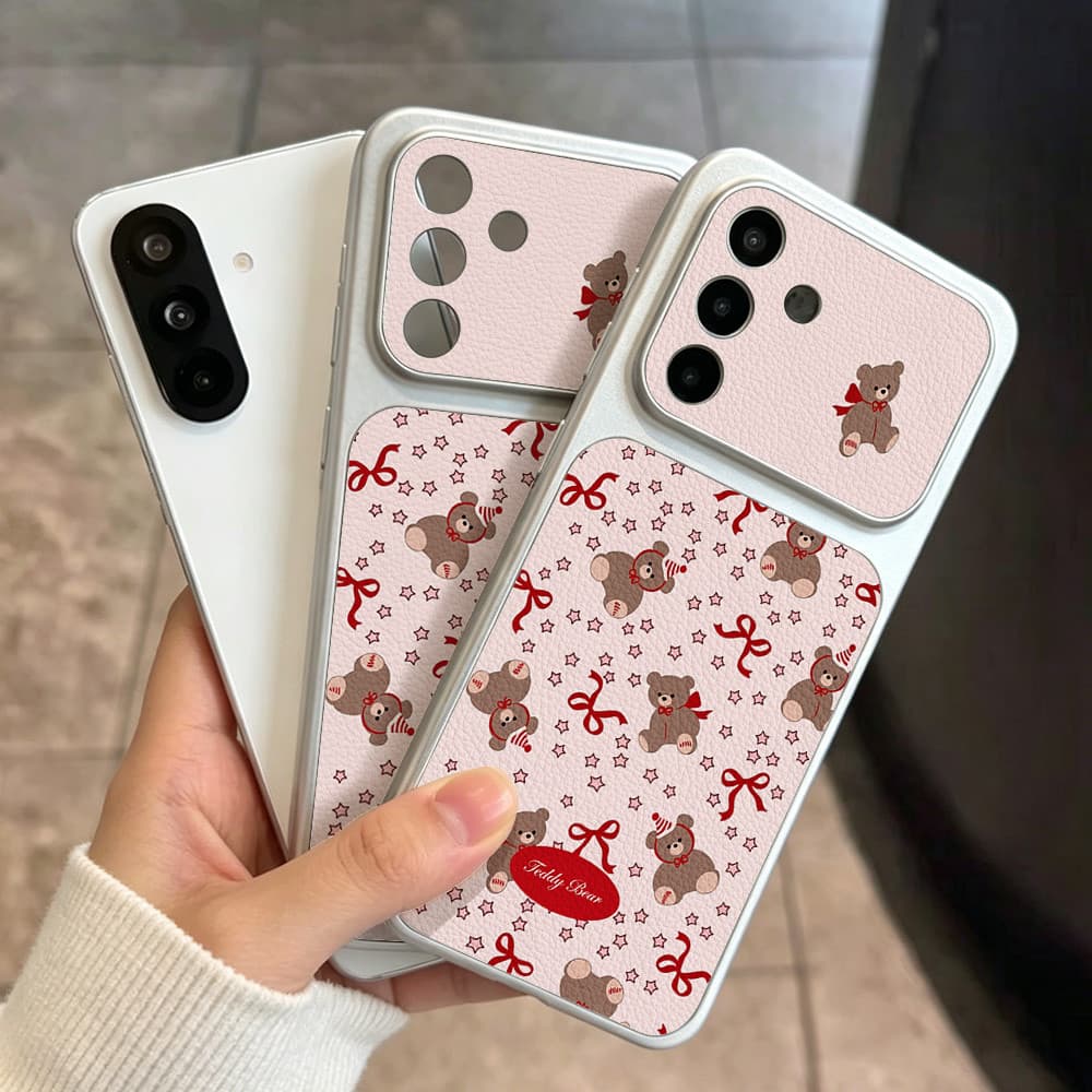 ตุ๊กตาหมีติดโบว์ เคส For Samsung S26 A07 A17 A27 A37 A57 A56 A36 A06 A16 A35 A55 A15 เคสโทรศัพท์หนังแกะ เคสโทรศัพท์ รูปที่ 3