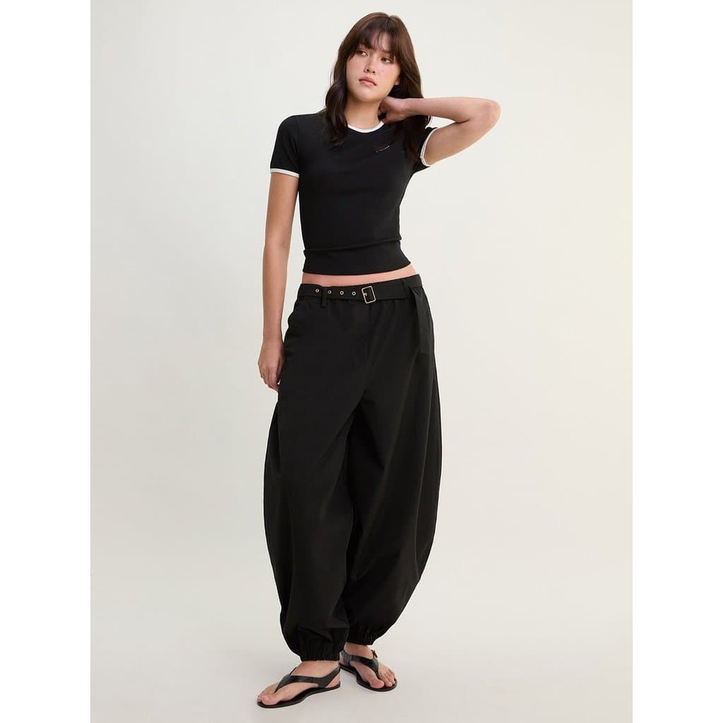 เสื้อยืดเข้ารูป ขอบตัดกัน / Contrast Trim Fitted Tee รูปที่ 2