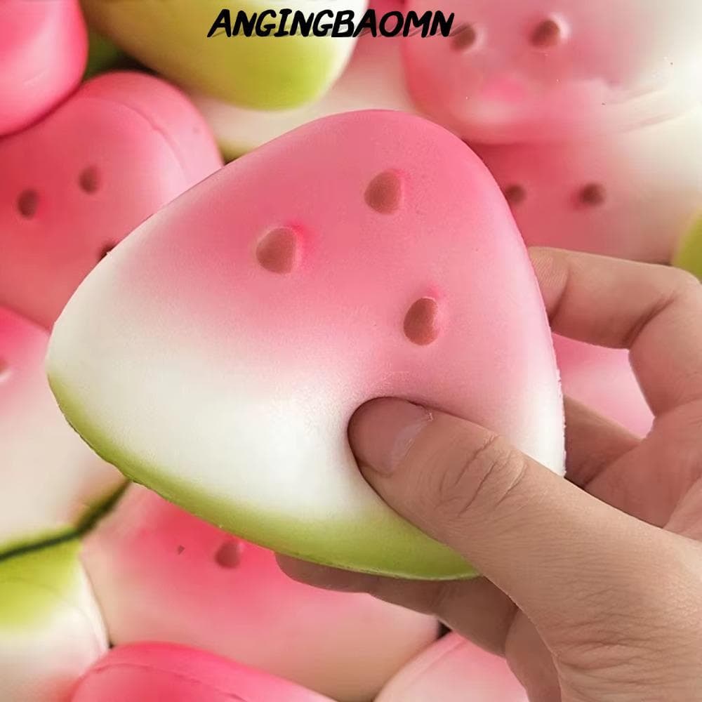 ANGINGBAOMN ของเล่นสกุชชี่ป้องกันความเครียด​​, นุ่มและทนทานปล่อยอารมณ์บีบของเล่น, ​​ปลอดสารพิษ & ปลอดภัย​​ ​​รูปผลไม้ตลก​​ ​​เครื่องคลายเครียดแตงโม​​