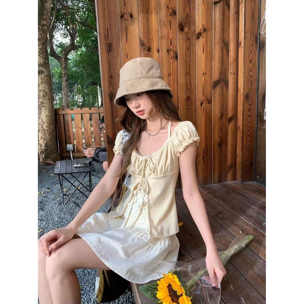 Veewink เสื้อยืดแขนพอง ผูกคอ ลายดอกไม้ ลูกไม้ระบาย ลุคใสเซ็กซี่ สาวหวาน รูปที่ 4