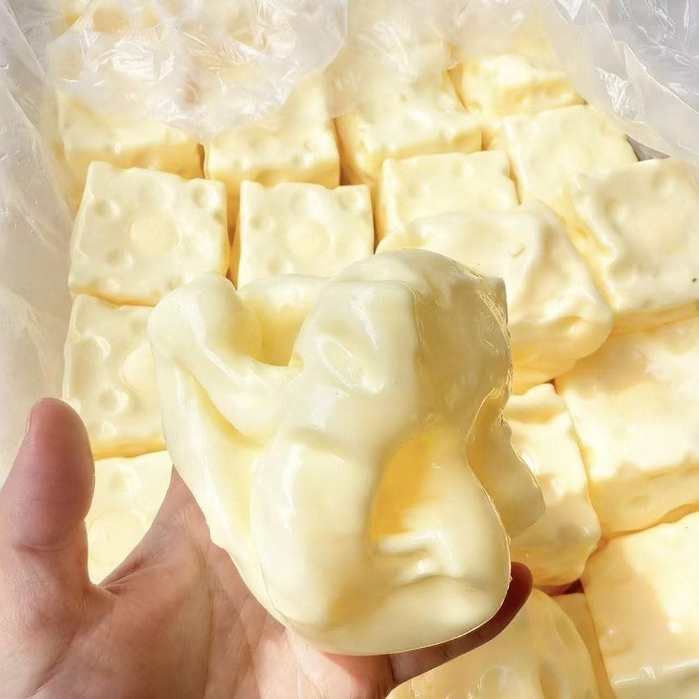 IRRA Jumbo Cheese Cube Stress Ball, Squishy Texture Anti-Stress Cheese Pinch ของเล่นนวดรูปร่างได้ Non-Bounce ASMR Sensory Stress ของขวัญวันเกิด รูปที่ 8