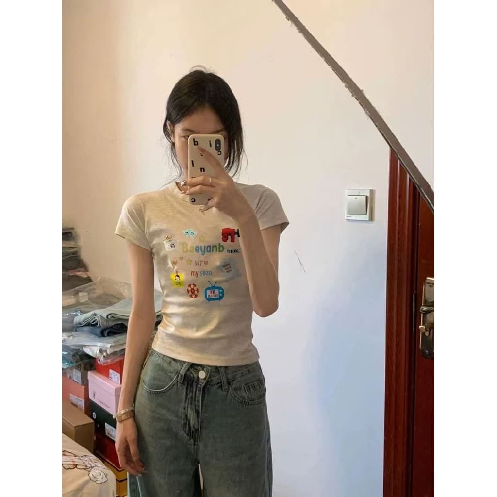 OOOK Officialเสื้อยืดสั้นแขนสั้น ผ้าฝ้าย 100% คอเสื้อตรงจากไหล่ พิมพ์ลายแมวสไตล์รัดรูปเสื้อท่อนบน รูปที่ 5