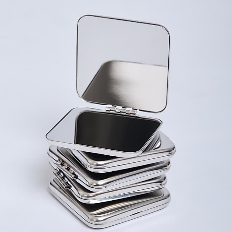 earika.earrings - classic compact mirror กระจกสี่เหลี่ยม ขอบมน สีเงิน สแตนเลส รูปที่ 1
