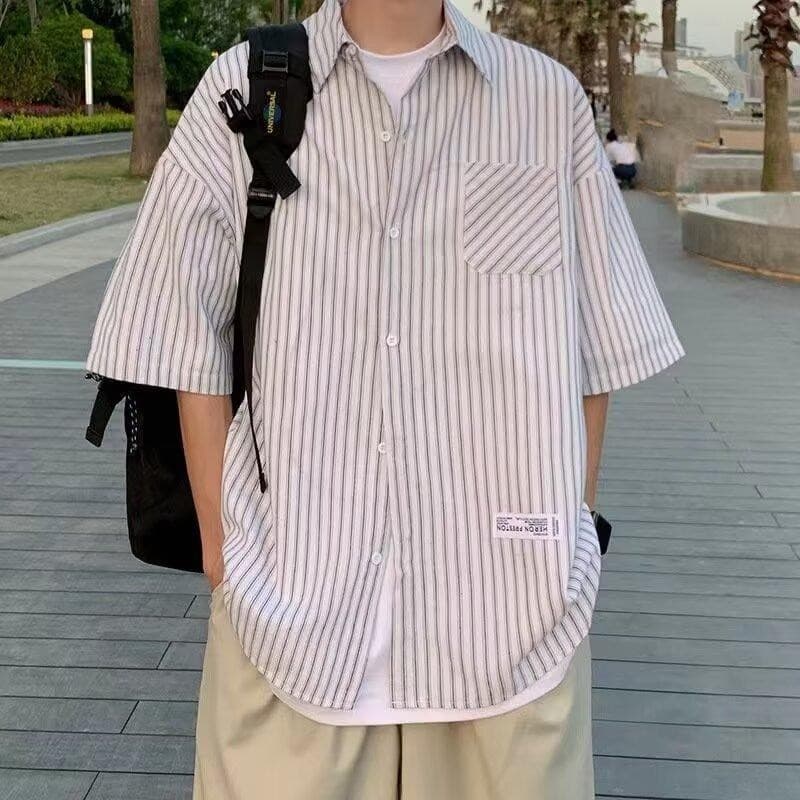 MNO.9 Shirt C160 เสื้อเชิ้ตOversize เสื้อเชิ๊ตคอปก ลายเส้น มีกระเป๋าหน้าเชิ๊ตชาย Man ผู้ชาย Clothing ขาว เทา และฟ้า รูปที่ 1