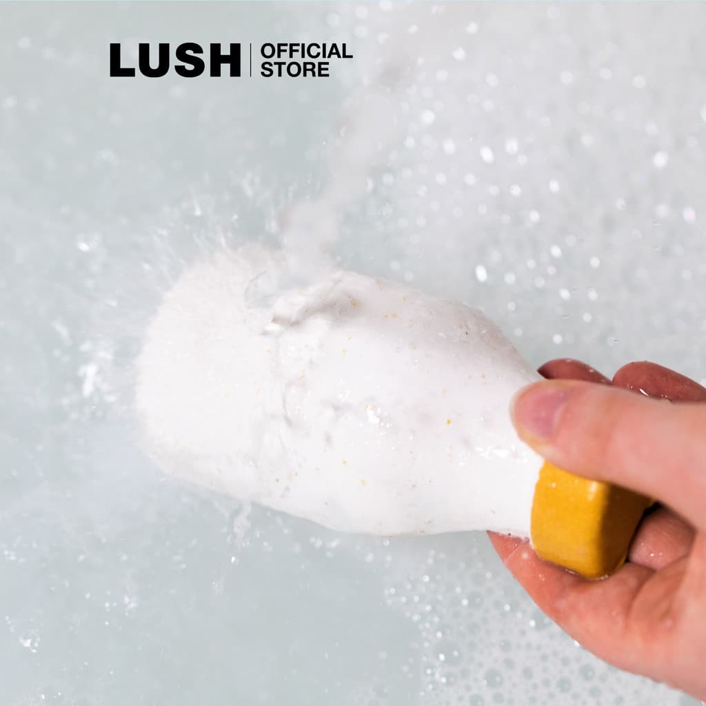 LUSH บับเบิ้ลบ็อทเทิล บับเบิ้ลบาธ บาร์ ตีฟอง ในอ่างอาบน้ำ ใช้ซ้ำได้ MILKY BATH REUSABLE BUBBLE BOTTLE 190g รูปที่ 3