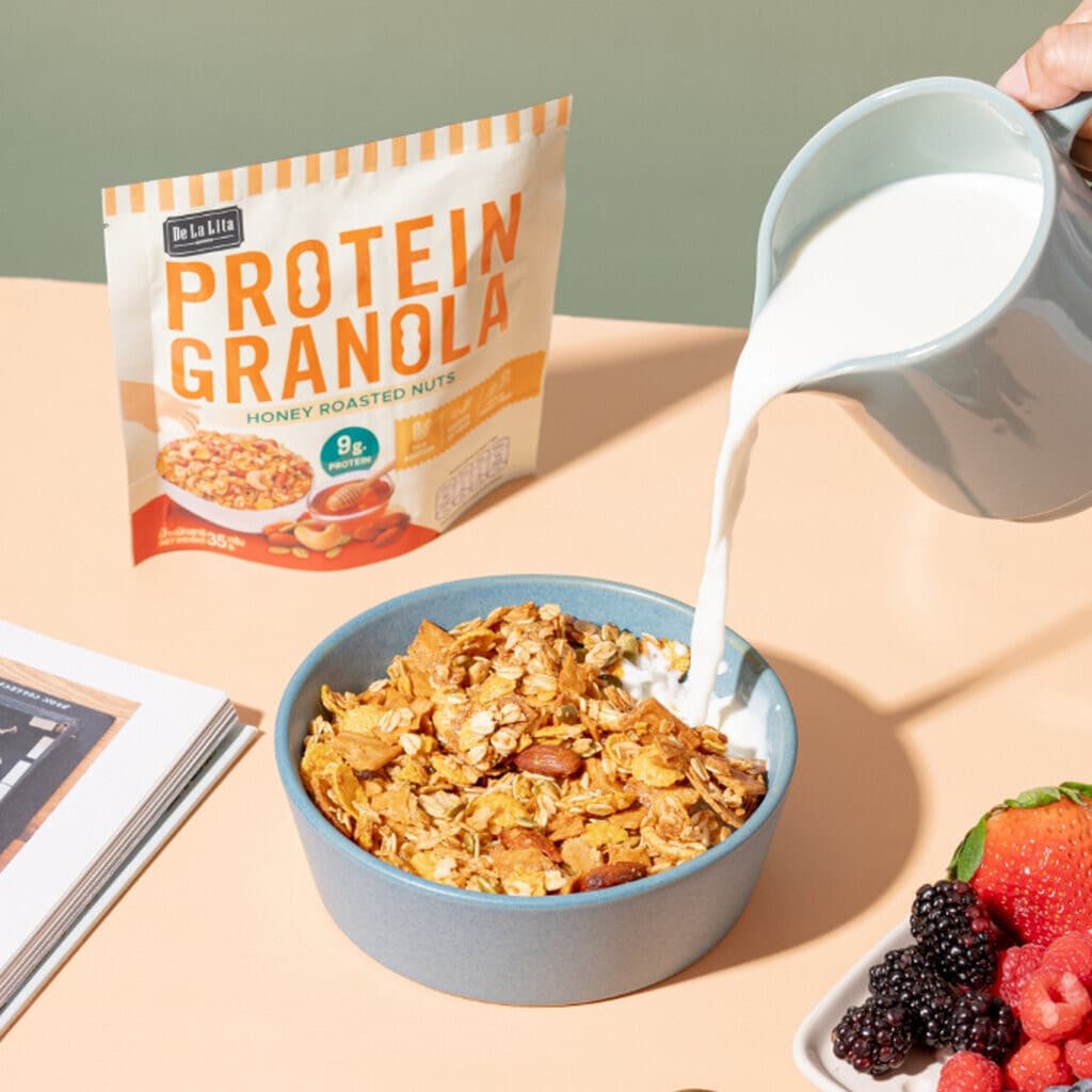PROTEIN GRANOLA 35 กรัม ธัญพืชอบกรอบรสดาร์กช็อคโกแลตและรสถั่วน้ำผึ้ง De La Lita เดอลาลิต้า โปรตีนกราโนล่า รูปที่ 6