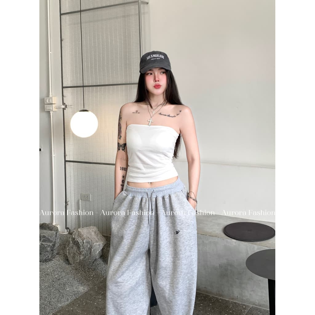 Aurora เสื้อเกาะอก เสริมฟองน้ำในตัว สีพื้นสไตล์มินิมอล ทรงรัดรูปพอดีตัว รูปที่ 8