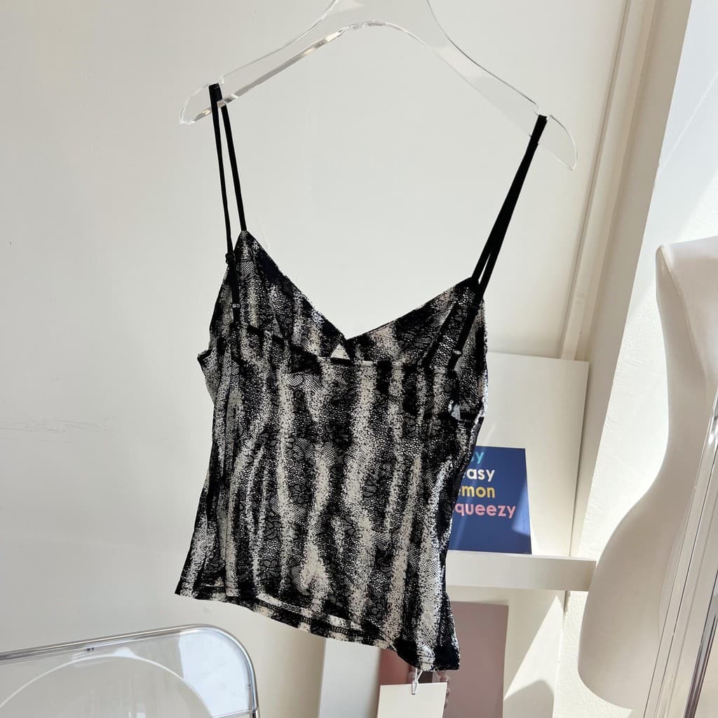 77UNI Tank 7034 Zebra-stripe suspender เสื้อสายเดี่ยวลายม้าลายสีดำผ้าซีทรู ช่วงอกผ้า2ชั้น รูปที่ 6