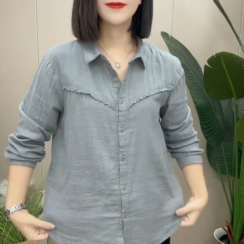 เสื้อโปโลแขนยาวลายลูกไม้ ทรงหลวม สบายตัวแต่ยังคงฟอร์มเรียบร้อย เหมาะสำหรับฤดูใบไม้ผลิและฤดูใบไม้ร่วง รูปที่ 2