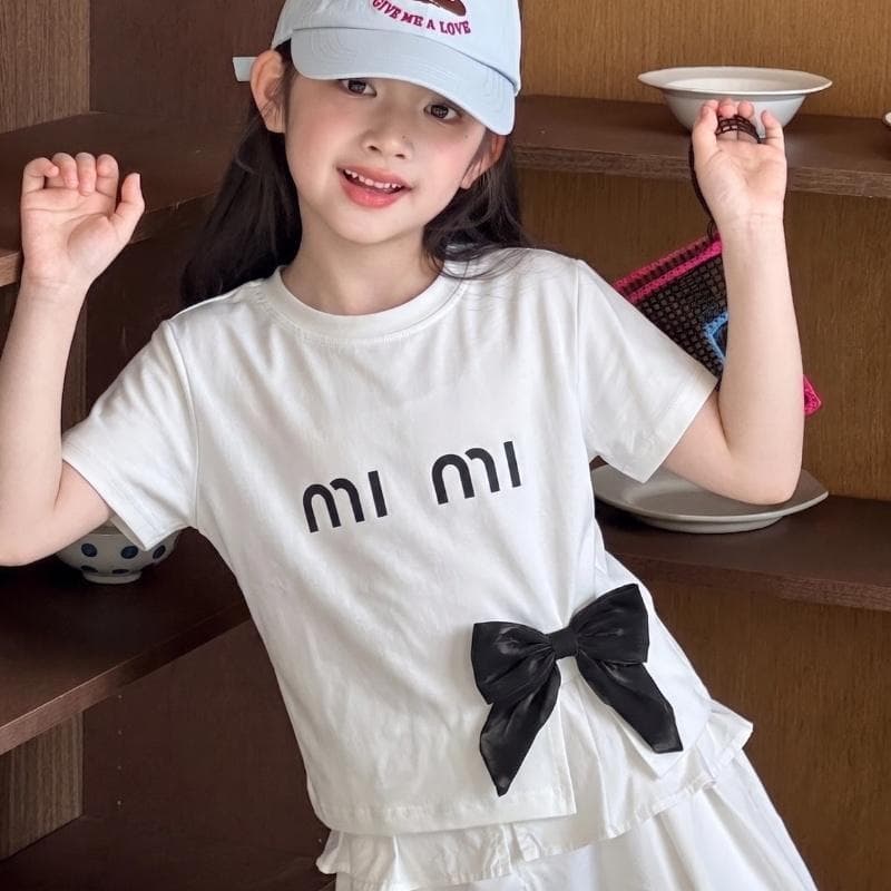 เสื้อยืดแขนสั้นสำหรับเด็กผู้หญิง ดีไซน์โบว์ 3 มิติ ผ่าข้าง สไตล์เกาหลี ใส่ได้หลายโอกาส น่ารัก เก๋ไก๋ ทันสมัย รูปที่ 5