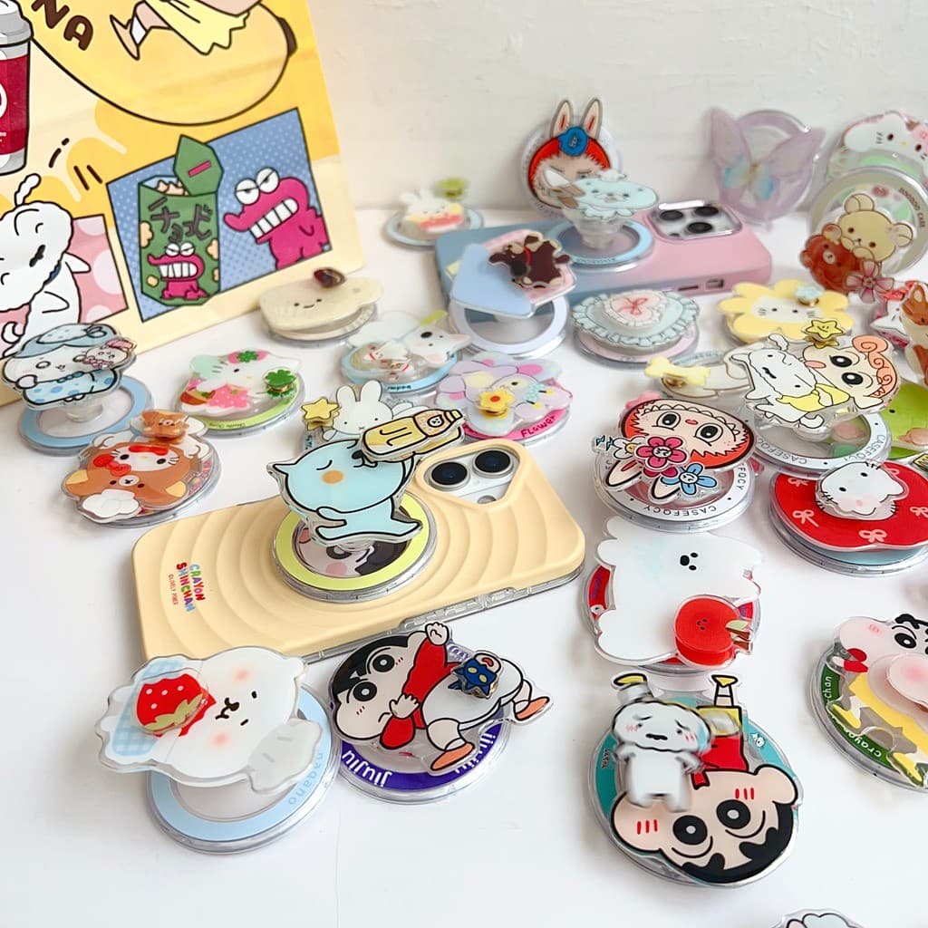 Magnetic Attraction ที่วางโทรศัพท์พับได้ Creative Rotatable Design Crayon Shin-chan กระต่าย Hello Kitty ขาตั้งน่ารัก Kickstand สําหรับ Naked โทรศัพท์มือถือ Magsafe กรณี Anti-drop PC Bracket รูปที่ 3