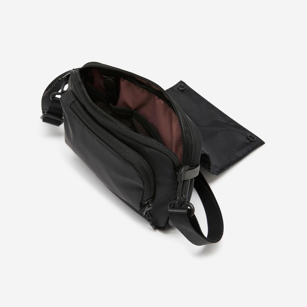 Decathlon 1.3L Urban Walking Mini Satchel Activ Mblty Venice กระเป๋าขนาดเล็ก 1.3 ลิตร - Black รูปที่ 3