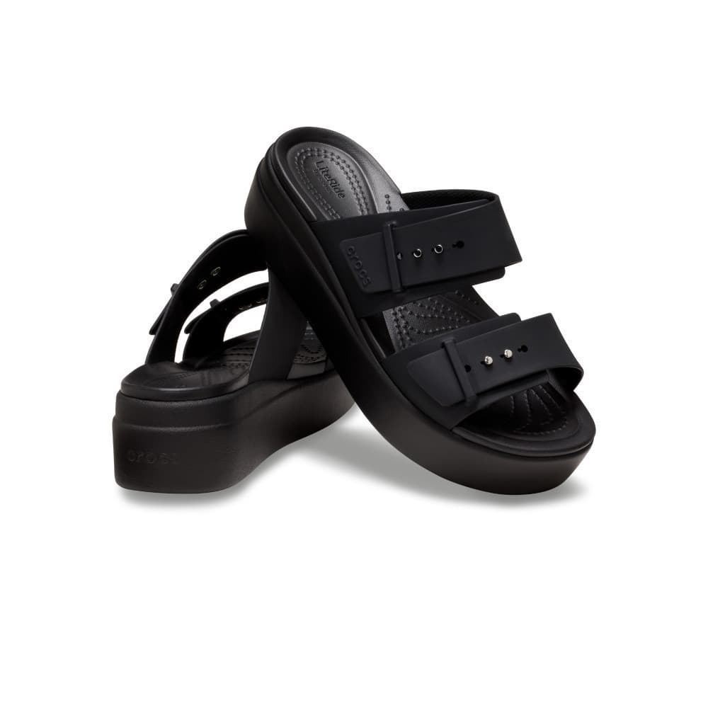 CROCS รองเท้าแตะผู้หญิง BROOKLYN BUCKLE LOW WEDGE รุ่น 207431001 - BLACK รูปที่ 6