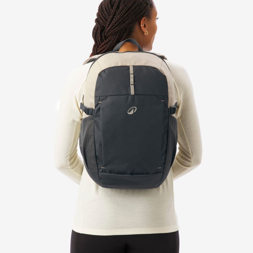 Decathlon Hiking Backpack 20 L กระเป๋าเป้เดินป่า ขนาด 20 ลิตร รุ่น Nh Arpenaz 100 รูปที่ 2
