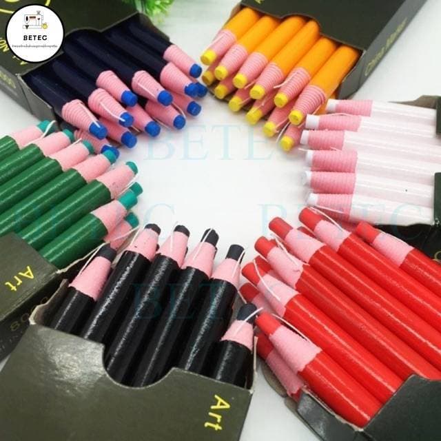 ดินสอสี เขียนผ้า มี 6 สี ขาว ดำ เเดง สีเหลือง เขียว สีน้ำเงิน ยี่ห้อ: STANDARD รูปที่ 1