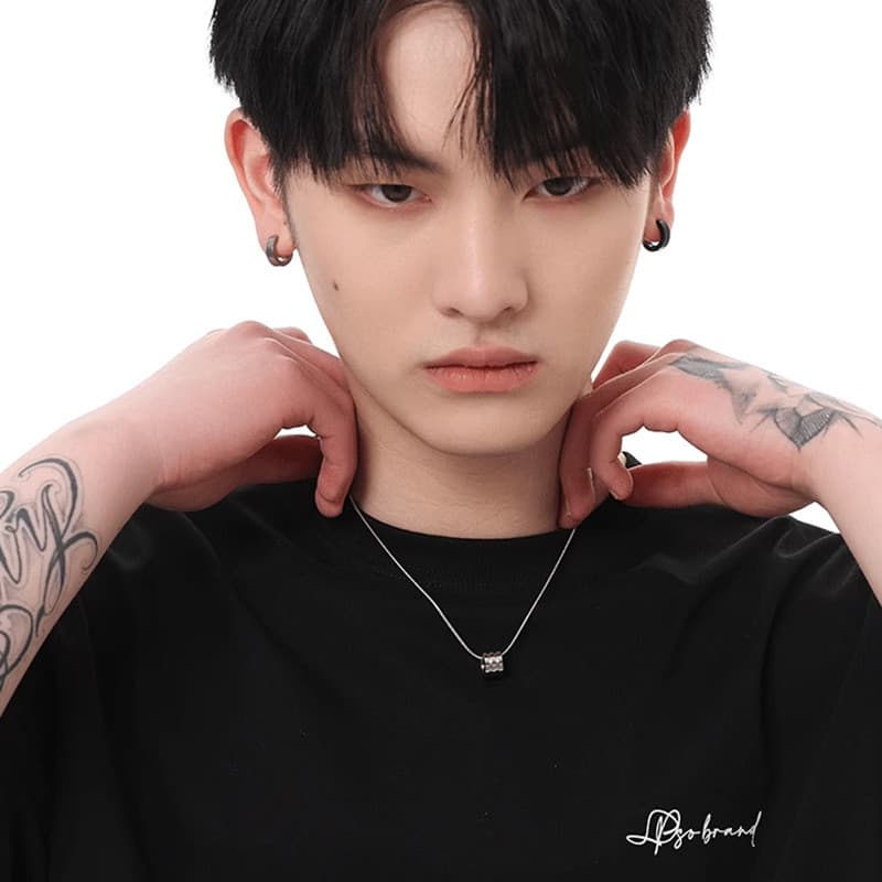 จี้สร้อยคอยาวแบบโซ่งูจากไทเทเนียมเหล็ก ไม่ซีดจาง เครื่องประดับแฟชั่นสำหรับทั้งผู้ชายและผู้หญิง รูปที่ 4