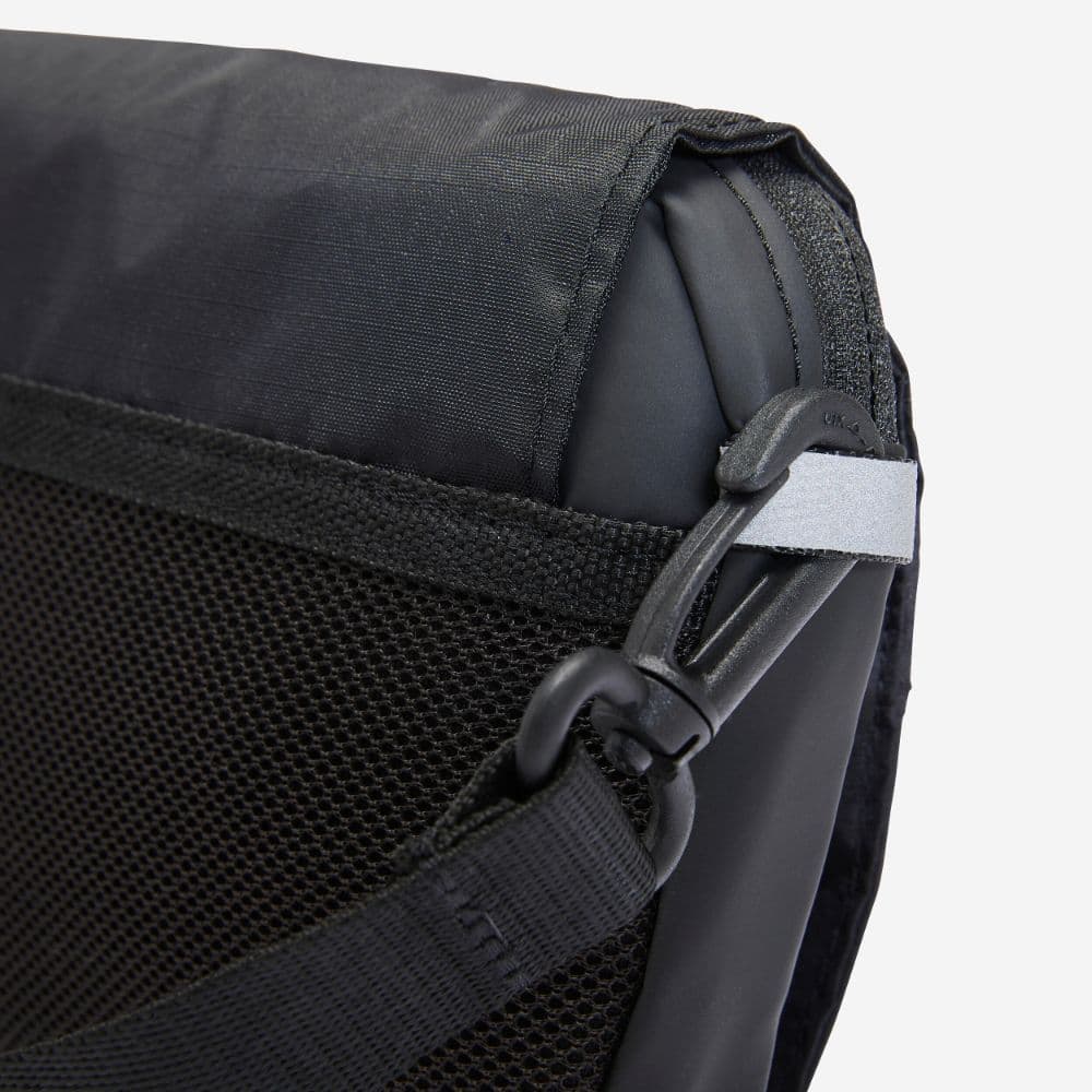 Decathlon 1.3L Urban Walking Mini Satchel Activ Mblty Venice กระเป๋าขนาดเล็ก 1.3 ลิตร - Black รูปที่ 7