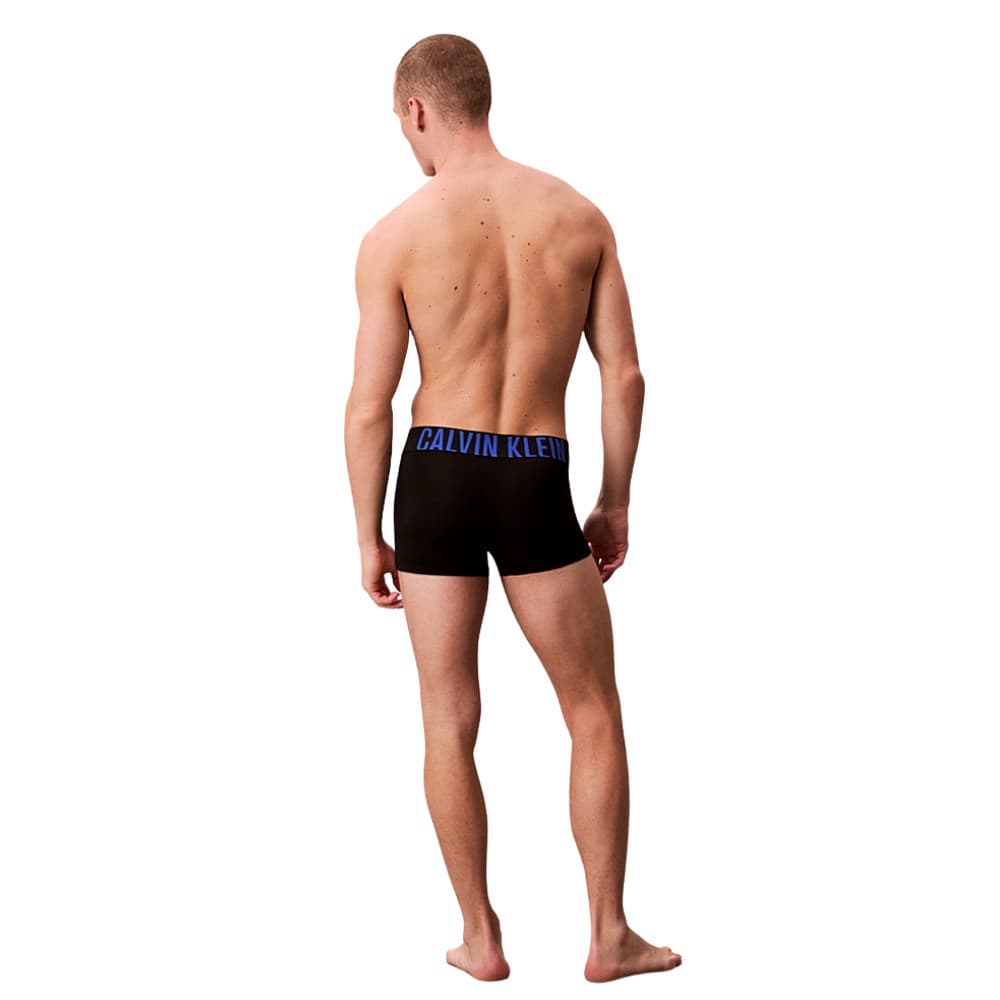 CALVIN KLEIN กางเกงในผู้ชาย Intense Power Microfiber Stretch แพ็ค 3 ชิ้น ทรง Low Rise Trunk รุ่น NB3611 ZDH-สีดำ รูปที่ 5