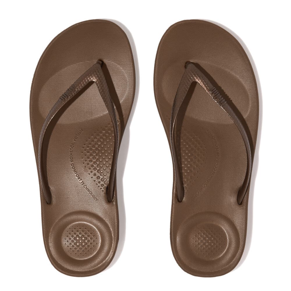 FITFLOP IQUSHION รองเท้าแตะแบบหูหนีบผู้หญิง รุ่น E54-012 สี Bronze รูปที่ 3