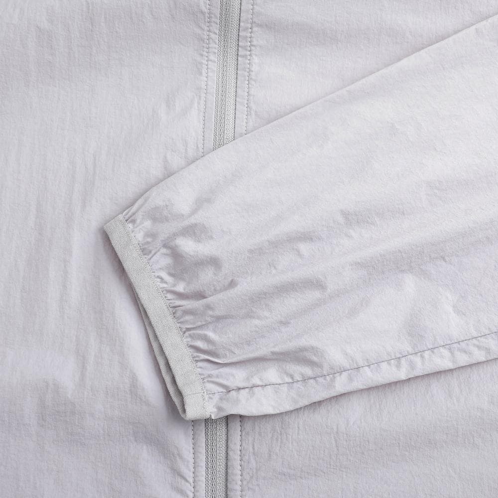 Decathlon Men Anti UV Helium 100 Jkt เสื้อแจ็คเก็ตป้องกันรังสียูวีดีไซน์ไร้ตะเข็บสำหรับผู้ชาย รุ่น Helium 100 - Grey รูปที่ 6