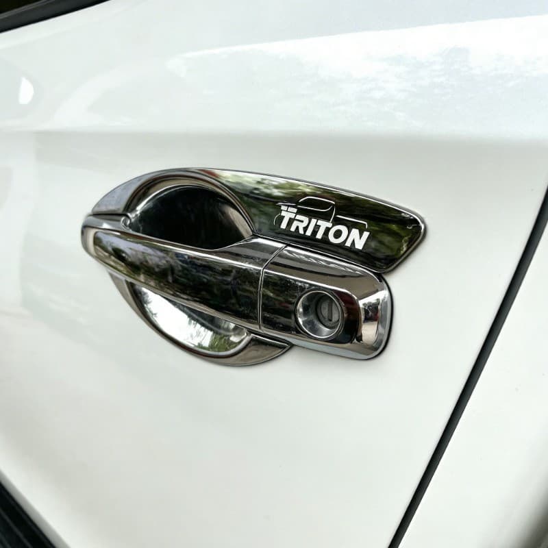 มือจับซ้ายและขวา Chrome ตกแต่งประตูหน้า Mitsubishi Montero 2008-2015 / L200 Triton Strada 2005-2015 รูปที่ 2