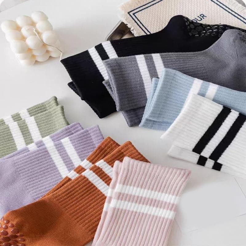 ถุงเท้าปุ่มกันลื่นCotton ระบายอากาศได้ถึงเหมาะสำหรับโยคะ/พีลาทิสCotton non-slip socks suitable for yoga รูปที่ 7
