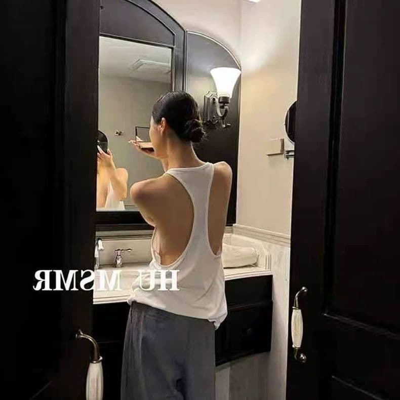 เสื้อกล้ามแขนกุดสไตล์กีฬาสำหรับฤดูร้อน ออกแบบเรียบง่าย มีไซส์ใหญ่ให้เลือก เหมาะสำหรับผู้หญิง เสื้อกล้ามสายเดี่ยวทรงหลวม สีพื้น ดีไซน์หลังเปิด สไตล์สปอร์ต ไม่มีแขน ใส่สบาย ยืดหยุ่น รองรับไซส์ใหญ่ ถึง300ปอนด์ เหมาะใส่ออกไปข้างนอก ออกกำลังกาย ฟิตเนส รูปที่ 1