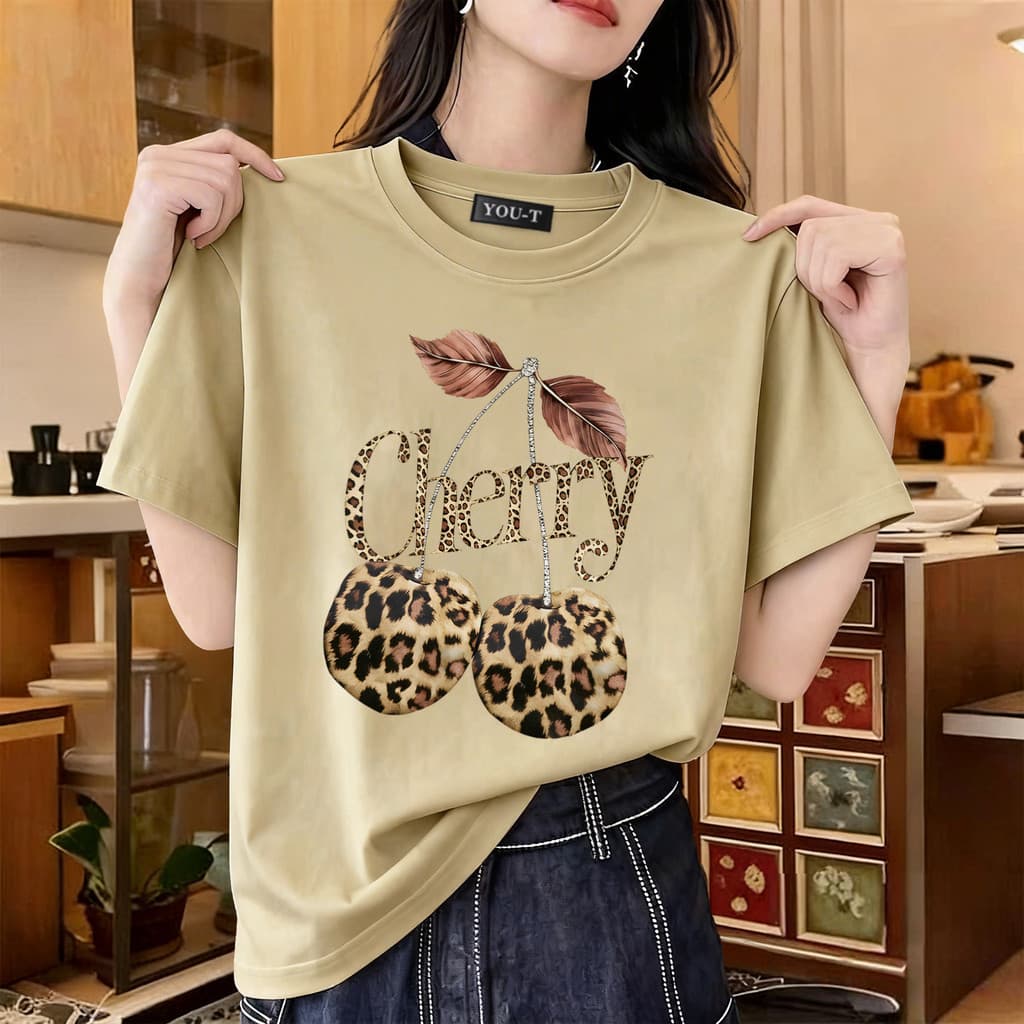 T42.SHOPเสื้อสีขาว เสื้อยืด oversize unisex เสื้อน่ารัก cotton 100% ไม่หดตัวลาย เสื้อไม่ยับ ลาย 'Leopard cherry' รูปที่ 6