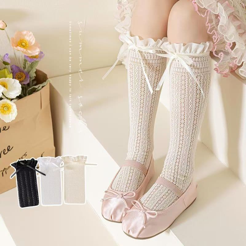 จัดส่งจากประเทศไทยถุงเท้าสูงถึงเข่าสำหรับเด็กผู้หญิง สีพื้น ทำจากวัสดุตาข่ายระบายอากาศ ตกแต่งด้วยโบว์น่ารัก สไตล์ JK รูปที่ 1
