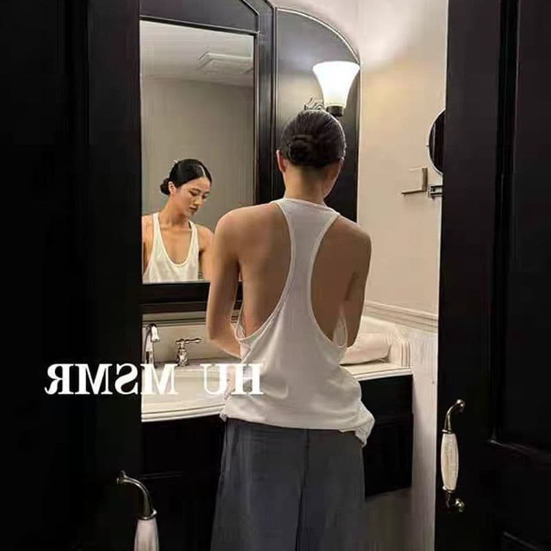 เสื้อกล้ามแขนกุดสไตล์กีฬาสำหรับฤดูร้อน ออกแบบเรียบง่าย มีไซส์ใหญ่ให้เลือก เหมาะสำหรับผู้หญิง เสื้อกล้ามสายเดี่ยวทรงหลวม สีพื้น ดีไซน์หลังเปิด สไตล์สปอร์ต ไม่มีแขน ใส่สบาย ยืดหยุ่น รองรับไซส์ใหญ่ ถึง300ปอนด์ เหมาะใส่ออกไปข้างนอก ออกกำลังกาย ฟิตเนส รูปที่ 4
