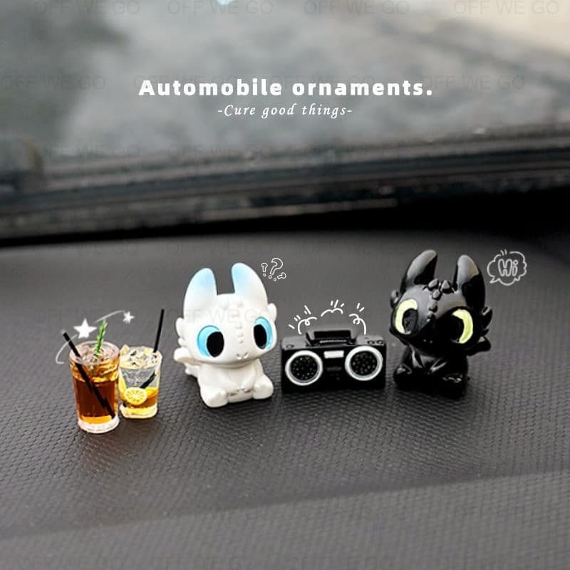 ตุ๊กตาเขี้ยวกุดน่ารัก – แฮนด์เมดการ์ตูนมังกรเครื่องประดับสําหรับรถแดชบอร์ดสก์ท็อปคอมพิวเตอร์ตกแต่งบ้านของขวัญสร้างสรรค์สําหรับแฟนๆ รูปที่ 8