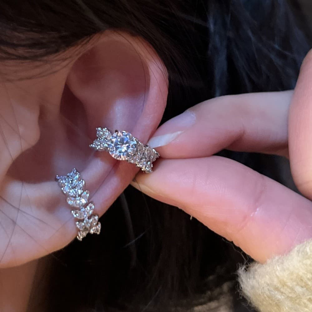 Niche Design Square Round Face Ear Cuffs Advanced Ear Clip Set No Piercing ต่างหูผู้หญิงสไตล์ใหม่ รูปที่ 6