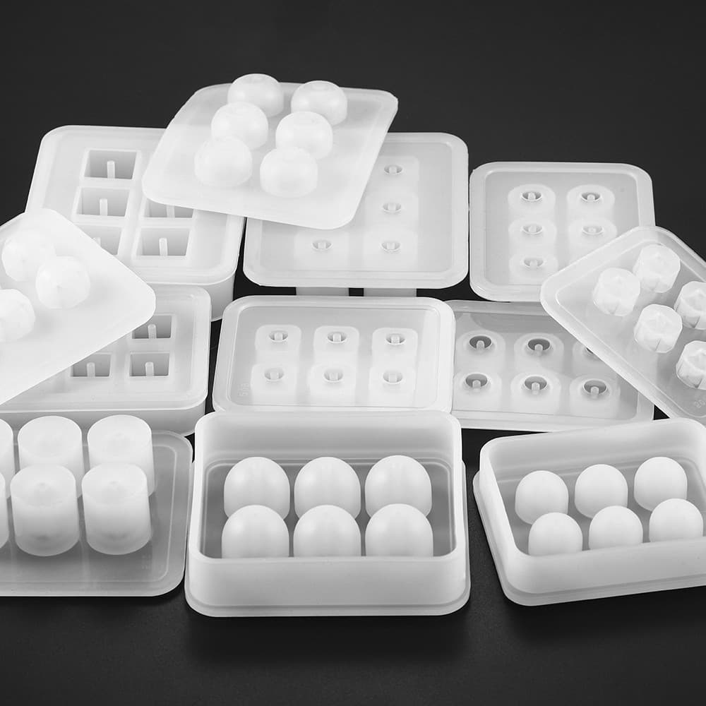 6ช่อง แม่พิมพ์ซิลิโคนทำลูกปัด ทรงกลม/เหลี่ยม/รี มีรูในตัว สำหรับเรซิน DIY อุปกรณ์ทำเครื่องประดับ รูปที่ 1