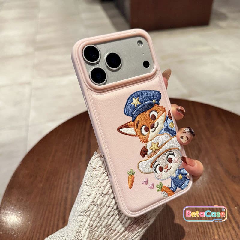 เคส iPhone 17 16 15 14 13 12 11ProMax Phone Case ลายการ์ตูนคู่หูจิ้งจอกกับกระต่ายนักสืบ น่ารักเกาหลี ซิลิโคนกันกระแทก รูปที่ 7