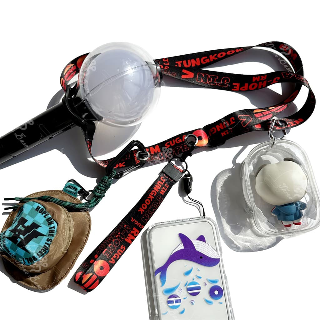 กระเป๋าสะพายข้างกลางแจ้ง ARIRANG Lightstick สายคล้อง Jungkook JIN Jhope เชือกเส้นเล็กโทรศัพท์แบบปรับได้ SUGA AgustD V LAYOVER JIMIN RM RPWP สายคล้องคอเชือก รูปที่ 2