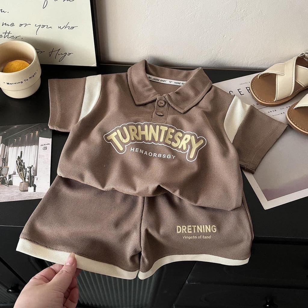 Dolemi Baby ชุดเซตเด็ก 2 ชิ้น เสื้อโปโล กางเกงขาสั้น สีครีม สีน้ำตาล แขนสั้น ผ้าวาฟเฟิล ผ้ารังผึ้ง รูปที่ 3