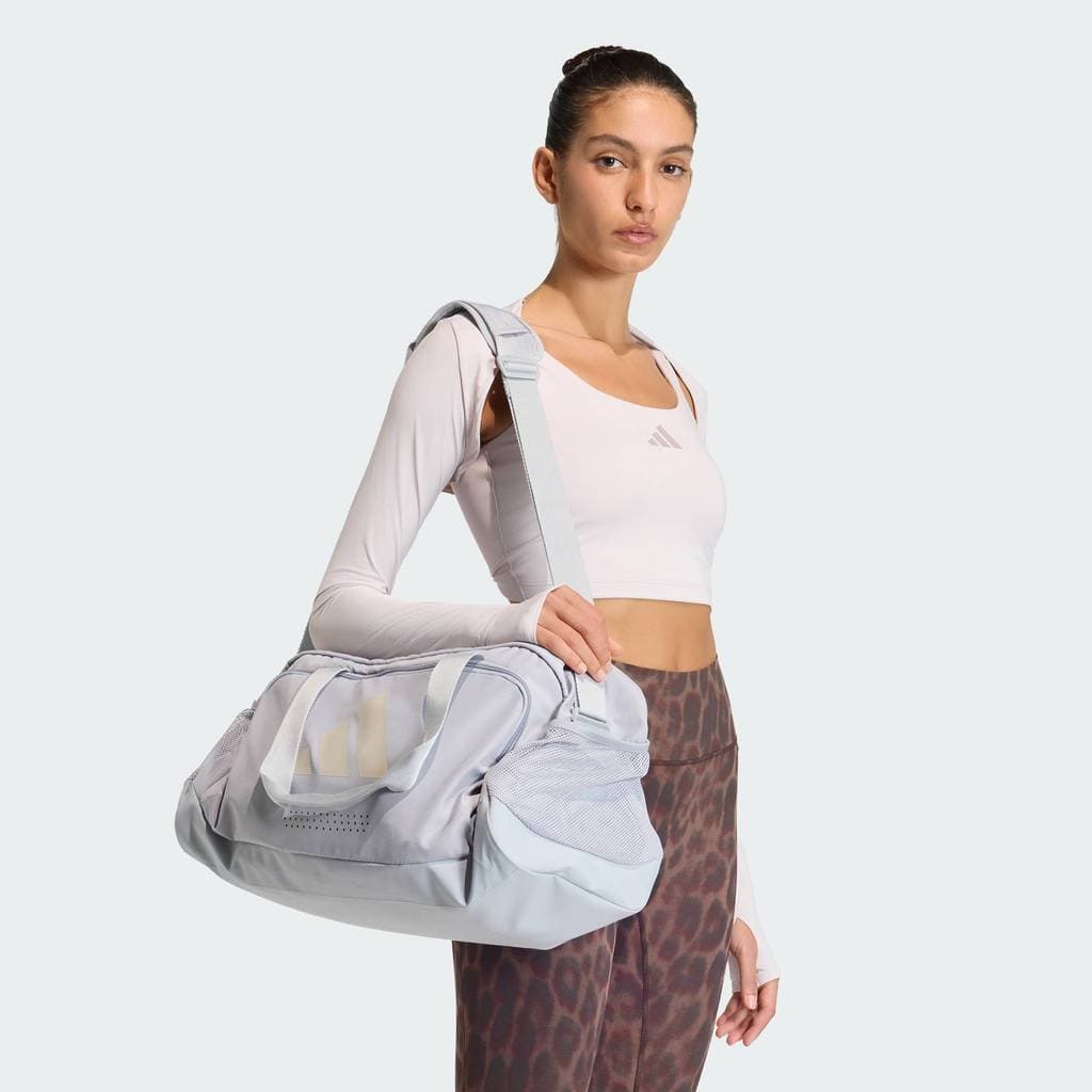 adidas Gym & Training กระเป๋าดัฟเฟิลขนาดเล็ก adidas Woman Defender ผู้หญิง สีเทา KG8473 รูปที่ 1