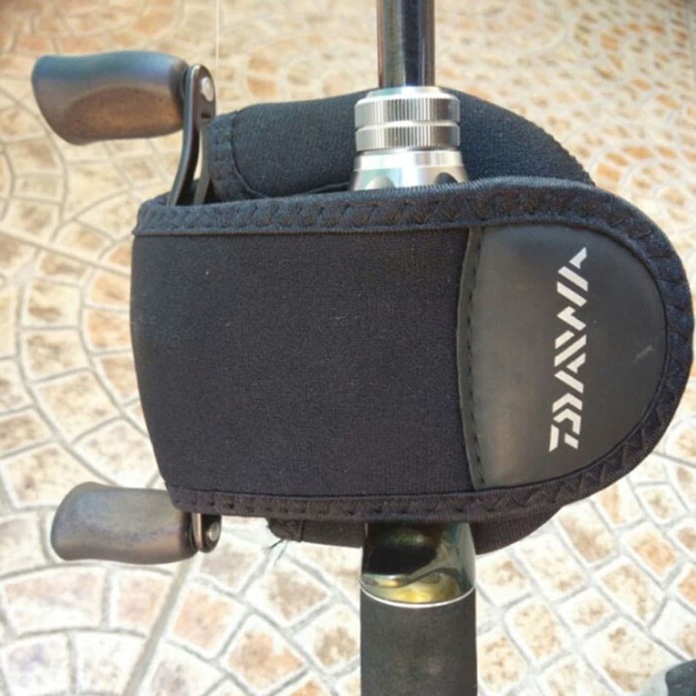 ซื้อ 1 แถม 1 จัดส่งทันที Daiwa กระเป๋าใส่รอกตกปลา Baitcasting Reel Bag Reel Protective Storage Case รูปที่ 6