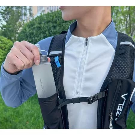 7L เดินป่า Hydration กระเป๋าเป้สะพายหลังน้ําหนักเบา Breathable กระเป๋าวิ่งกีฬากลางแจ้งเดินป่าขี่จักรยานปีนเขา รูปที่ 9
