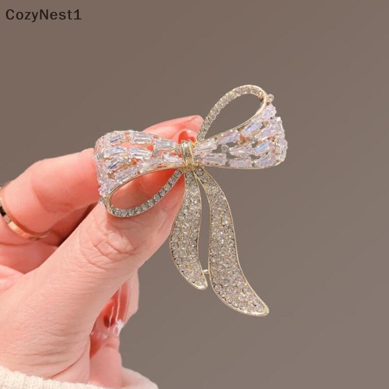 Bow Tie Rhinestone เข็มกลัดหญิงบุคลิกภาพแฟชั่น Pin ชุด Anti-light Corsage เครื่องประดับของขวัญ null รูปที่ 4