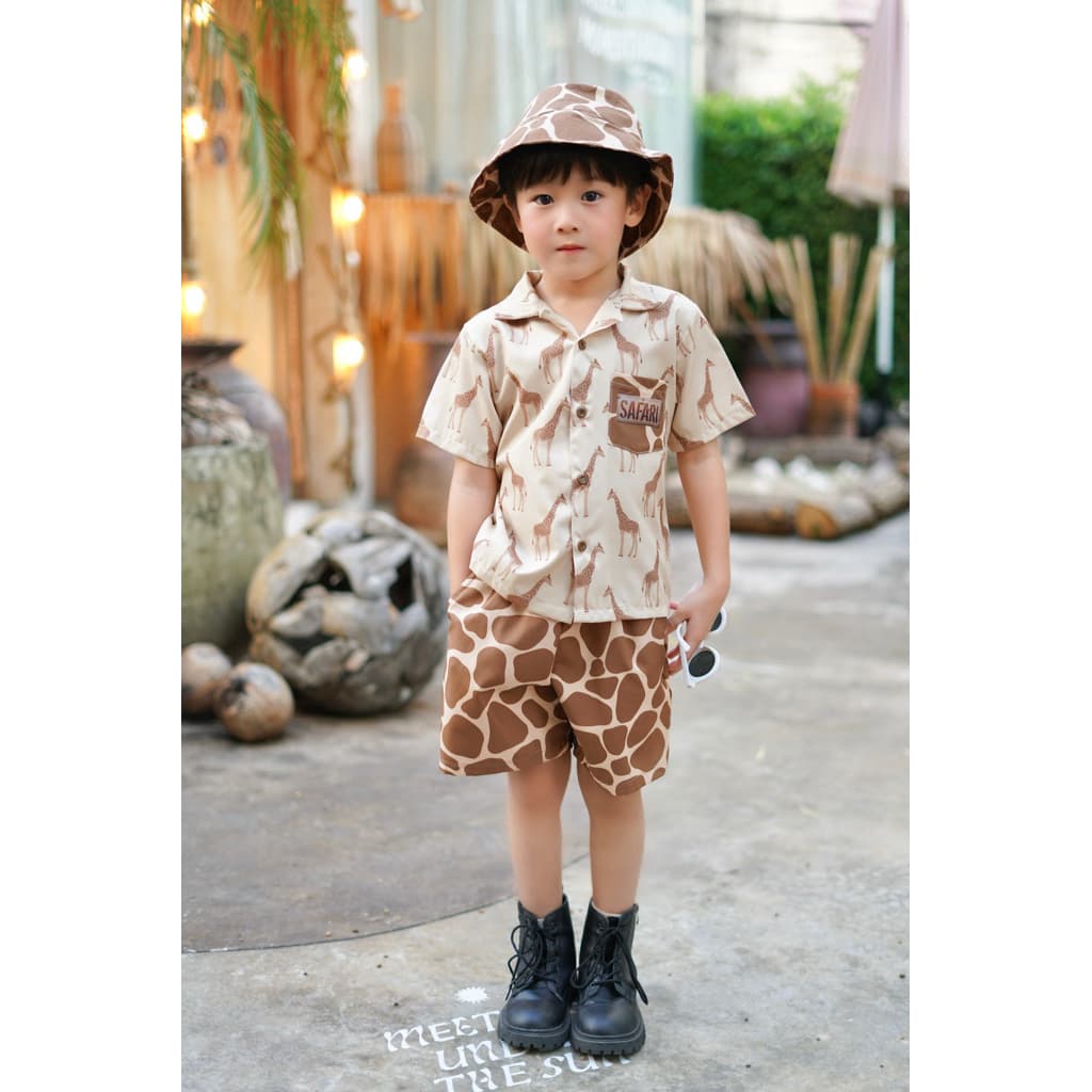 Safari Family Set ชุดครอบครัวลายยีราฟ พ่อแม่ลูก เสื้อฮาวายเซ็ตครอบครัว ใส่เที่ยวทะเล คาเฟ่ ถ่ายรูปน่ารัก รูปที่ 8