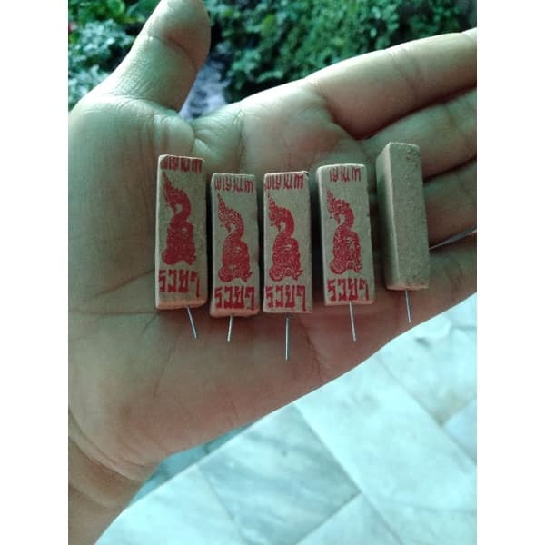 ธูปพญานาค 100 แท่ง แถมฟรีคาถาบูชา ทำพิธีปลุกเสกแล้ว ธูปตัวเลข ให้หวยแม่น รูปที่ 2