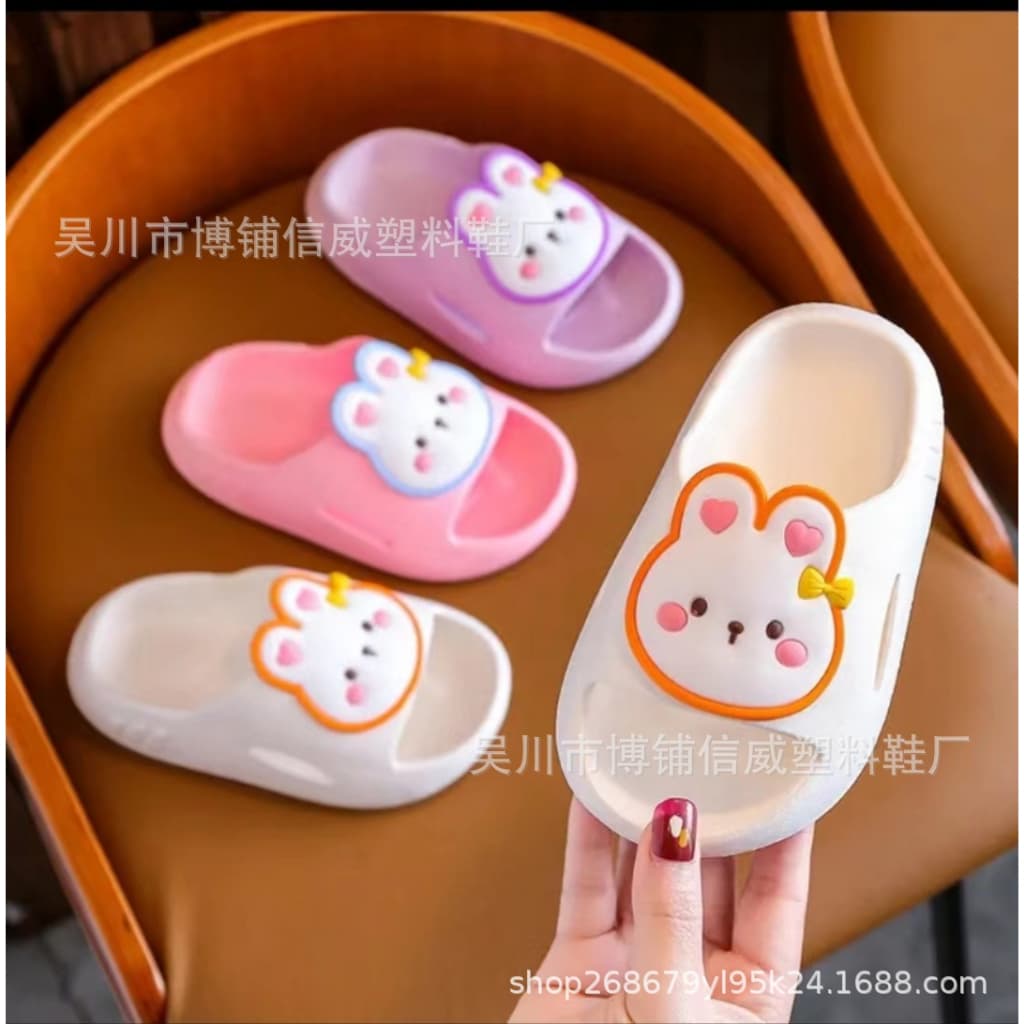 YDR036 รองเท้าแตะสำหรับเด็ก การ์ตูนกระต่ายน่ารัก ด้านล่างนุ่มลื่น สบาย รูปที่ 6