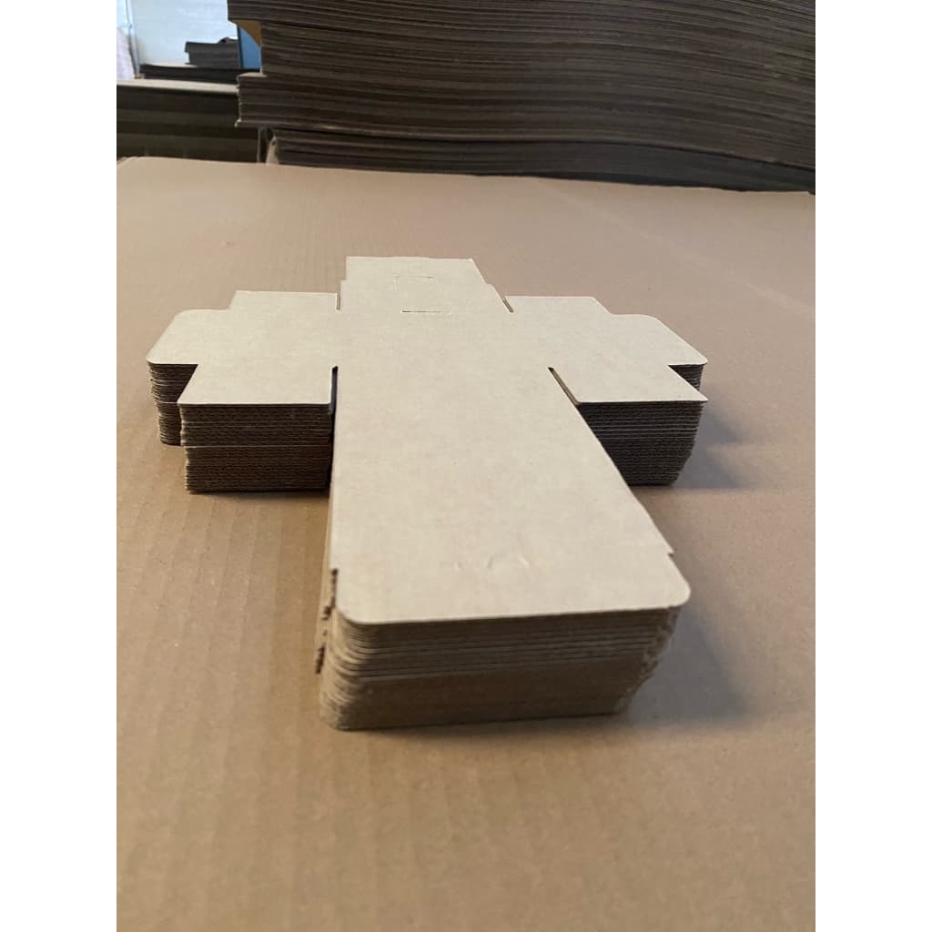 กล่องไดคัท ฝาเสียบ-ล็อคในตัว กล่องของขวัญ ไซส์มินิ ขนาด 8x8.5x5.5 cm.จำนวน 25-100 ใบ/เเพ็ค รูปที่ 4