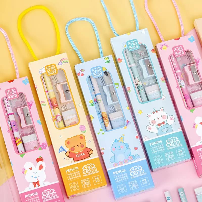 【GGG】ชุดเครื่องเขียนลายการ์ตูน แพ็ค 5 ชิ้น (ดินสอ ยางลบ ไม้บรรทัด กบเหลา) อุปกรณ์การเรียน พกพาง่าย ของขวัญ ของแจก