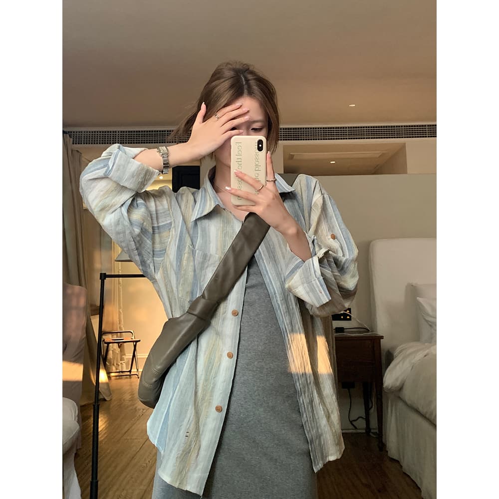 ล้างสต็อก PBB2006 เสื้อเชิ้ตลายทางคอปกแขนยาวผู้หญิง oversize เสื้อแฟชั่นเกาหลีวินเทจ ผ้านิ่มมาก รูปที่ 6