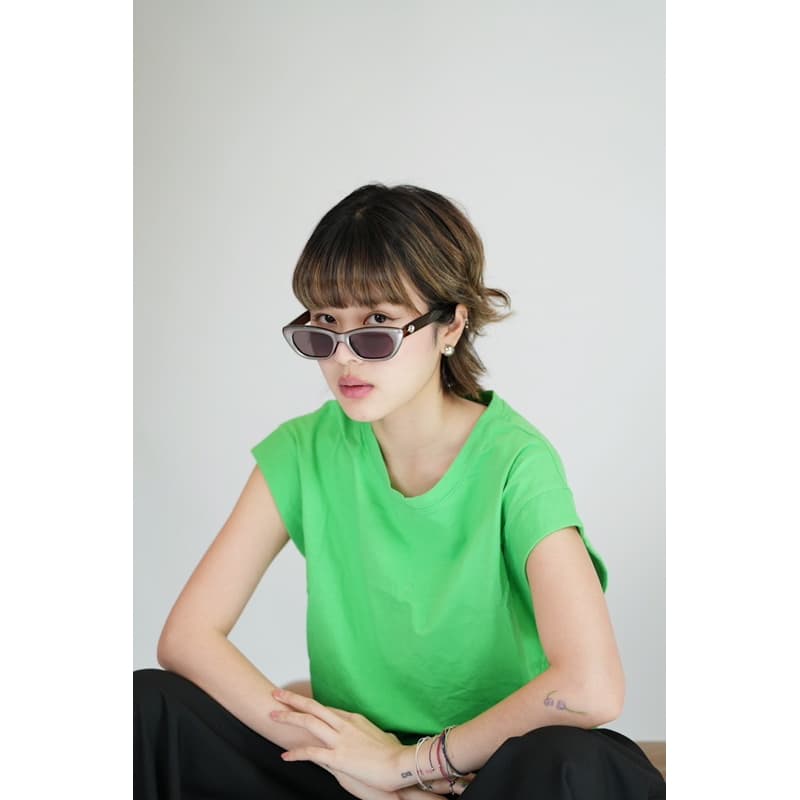 plume.bkk แว่นกันแดดรุ่น ‘Claire’ Sunglasses รูปที่ 4