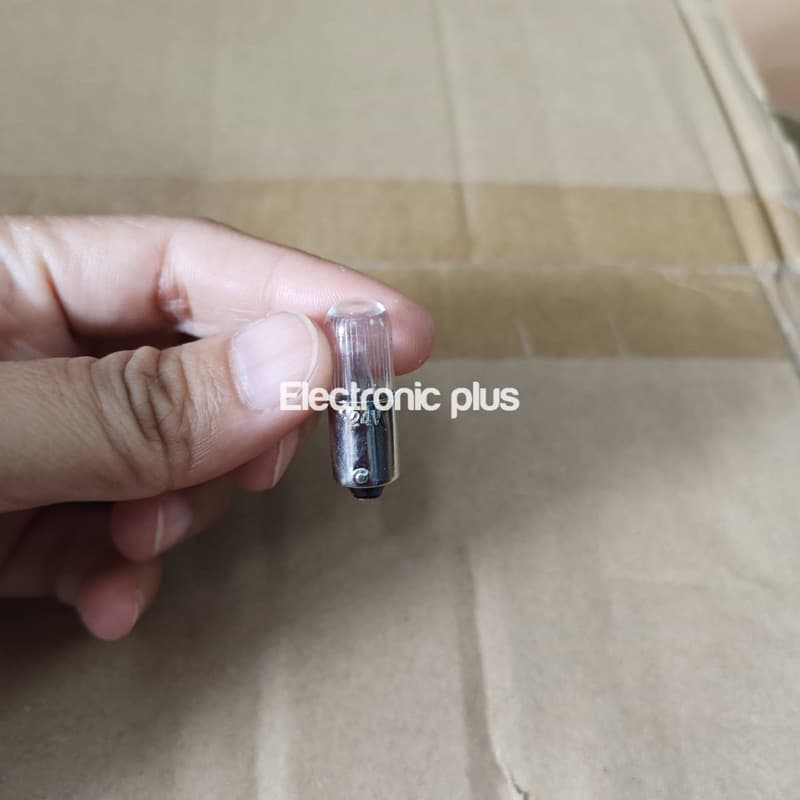 B9 E10 หลอดเขี้ยว หลอเกลียว หลอดไฟนีออน 6.3V 12V 24Vเครื่องมือช่าง หลอดไฟปุ่มตู้ไฟฟ้า ราคาต่อหลอด รูปที่ 3