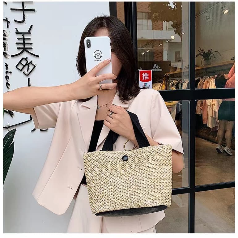 กระเป๋าแฟชั่นกระเป๋าหูหิ้วงานสานเบาสบายใส่มือถือได้ รูปที่ 2