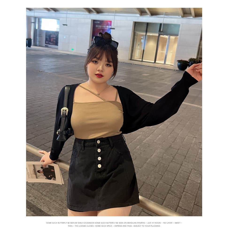 CiCi Plus+ กระโปรงกางเกงขาสั้น เอวสม็อค กระดุมหน้าแมทซ์ได้ทุกลุคน่ารักมาก รูปที่ 2
